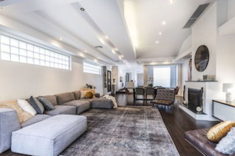 Coogee Luxury Home With Salt Water Pool & Parking - Accommodation Directory 0