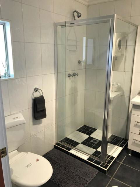 Jadan Cottages - Accommodation Directory 6