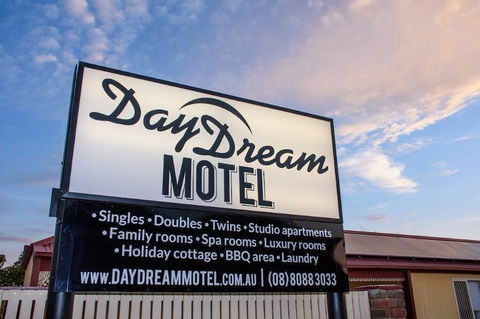 Daydream Motel And Apartments - Accommodation Directory 4