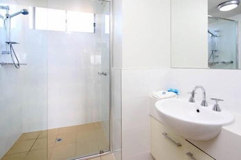 P A Apartments - Accommodation Directory 6