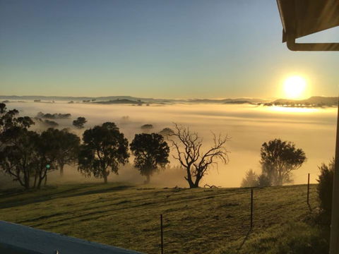 Burnt Creek Cottages Mansfield - Accommodation Directory 0