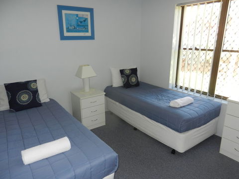 Kalua Holiday Apartments - Accommodation Directory 6