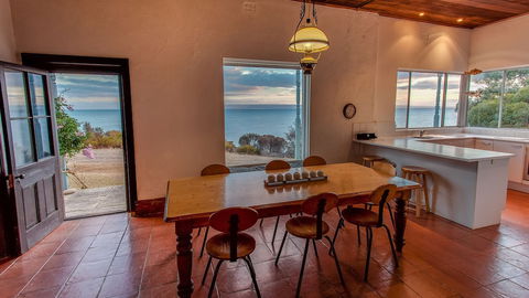Antechamber Bay Retreats - Accommodation Directory 3