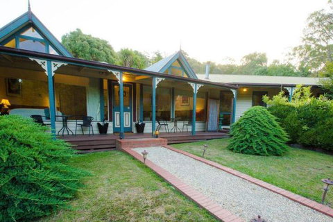 Valley Guest House - Accommodation Directory 7