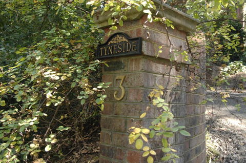 Tyneside Gatehouse - Accommodation Directory 2