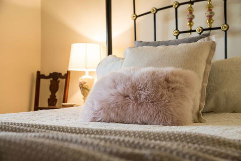 Wishing Well Cottage - Accommodation Directory 3
