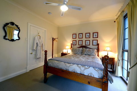 St Helens Country Cottages - Accommodation Directory 6