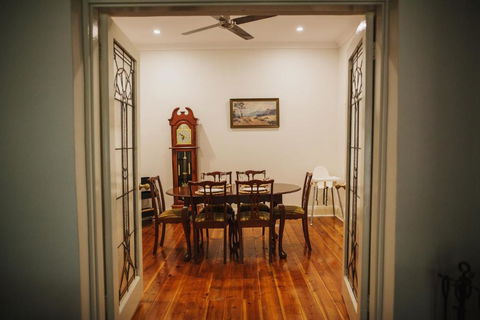 Cooke Cottage - Accommodation Directory 6