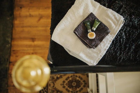 Cooke Cottage - Accommodation Directory 1