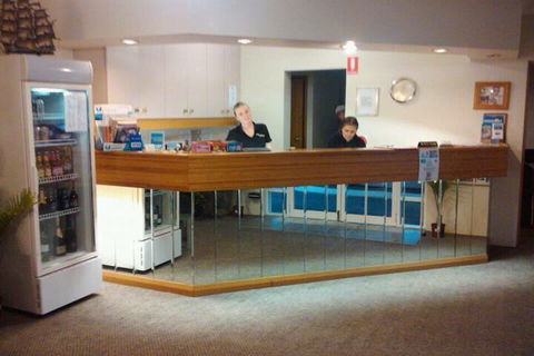 Blue Pacific Motel Swansea - Accommodation Directory 1