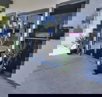 Oval Motel - Accommodation Directory