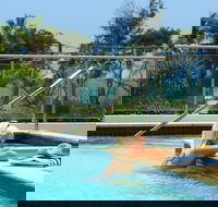Beach on Sixth - Accommodation Directory