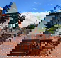 Santa Fe Apartments - Accommodation Directory