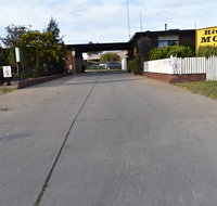 Riviana Motel - Accommodation Directory