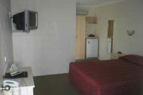Nambour Lodge Motel - Accommodation Directory 6