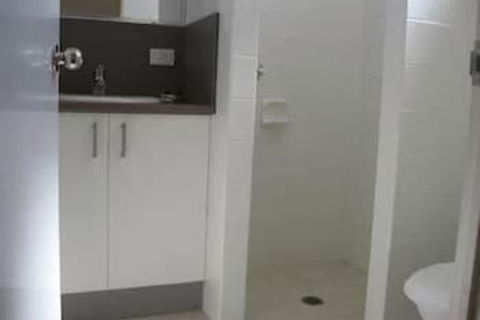 Nambour Lodge Motel - Accommodation Directory 7