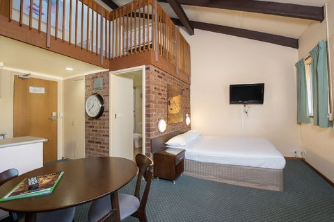 Alpine Gables - Accommodation Directory 6