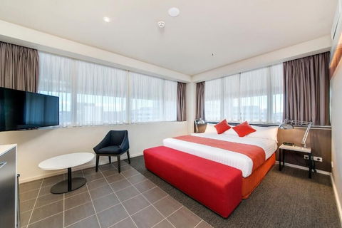 Abode Woden - Accommodation Directory 5