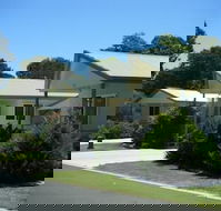 Pepper Tree Cabins - Accommodation Directory