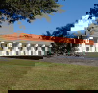 Moon River Motor Inn - Accommodation Directory