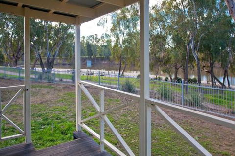 Wagga Wagga Beach Caravan Park - Accommodation Directory 1