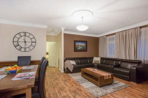 Hahndorf House B&B - Accommodation Directory 7