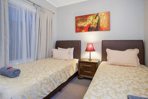 Hahndorf House B&B - Accommodation Directory 6