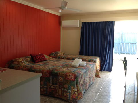 Emu Park Motel - Accommodation Directory 3