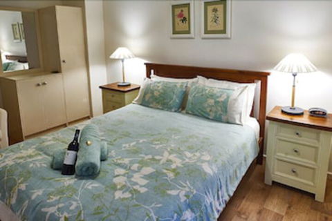 Underground Bed And Breakfast - Accommodation Directory 0