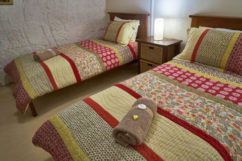 Underground Bed And Breakfast - Accommodation Directory 7