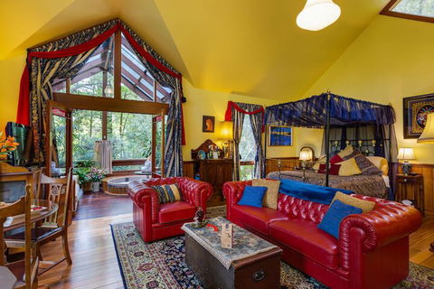Arcadia Cottages - Accommodation Directory 2