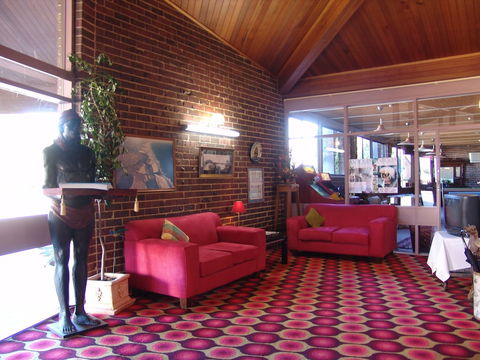 Apollon Motor Inn - Accommodation Directory 3