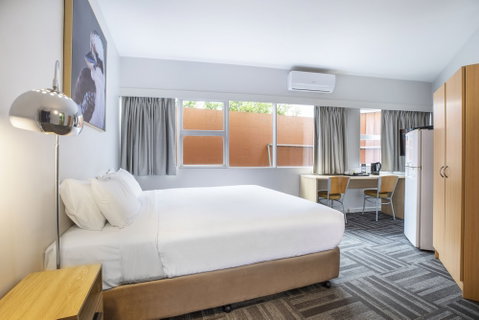 Meadow Inn Hotel-Motel - Accommodation Directory 6