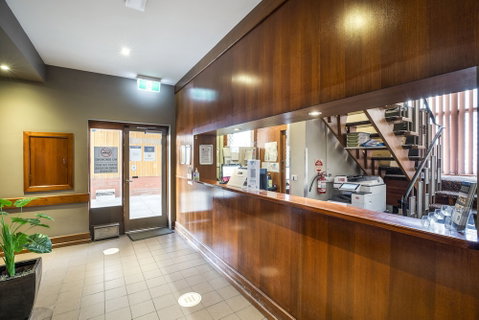 Meadow Inn Hotel-Motel - Accommodation Directory 1