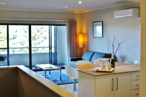 Pier Number 10 - Accommodation Directory 4