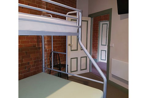 Mansfield Traveller's Lodge - Accommodation Directory 4