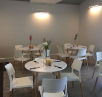 Banana Hotel Motel - Accommodation Directory