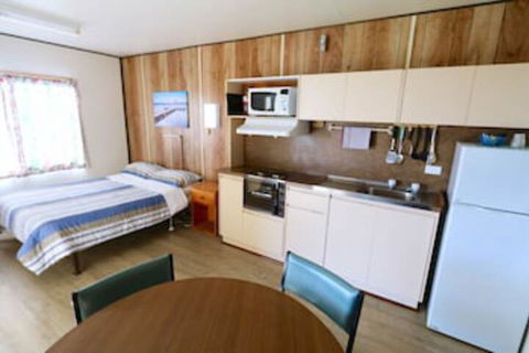 Sea Vu Caravan Park - Accommodation Directory 0