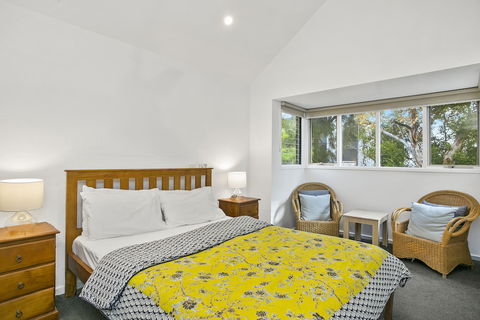 Terrace Lofts Apartments - Accommodation Directory 1