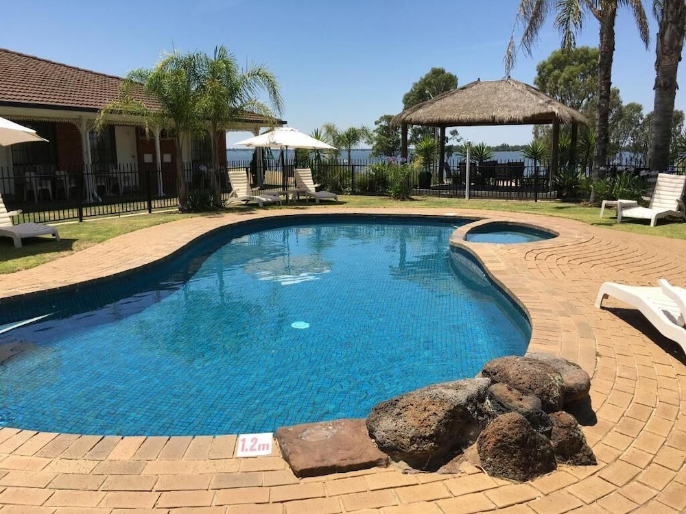 Coolamon NSW Accommodation Directory