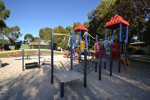 Albany Holiday Park - Accommodation Directory 4