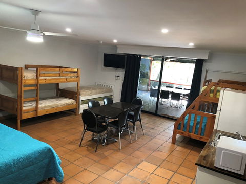 Captain Cook Holiday Village - Accommodation Directory 4