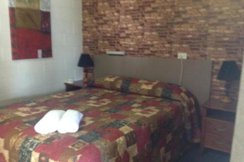 Ayr Max Motel - Accommodation Directory 3