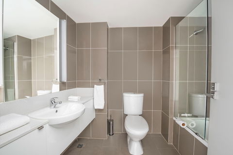 Mantra Collins Hotel - Accommodation Directory 6