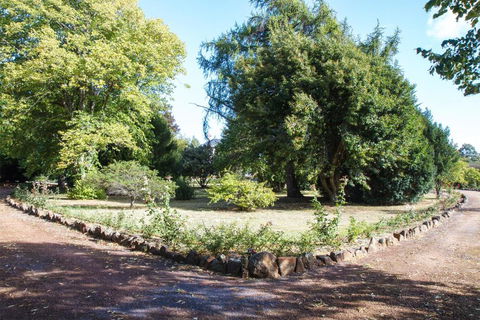 Tahara Cottage - Accommodation Directory 6