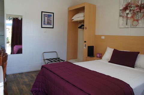 Ayrline Motel - Accommodation Directory 4