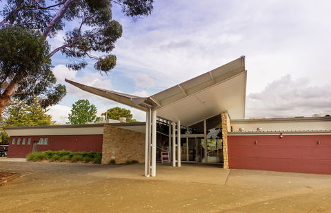 Renmark Resort - Accommodation Directory 1