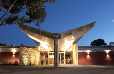 Renmark Resort - Accommodation Directory 0