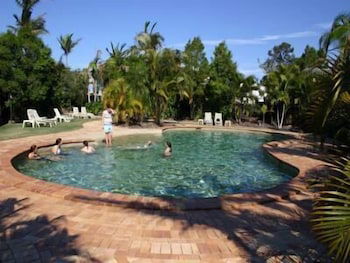 Eli Waters QLD Accommodation Directory