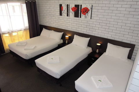 Jackaroo Apartments - Accommodation Directory 5